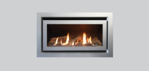 Escea DL850 Gas Fireplace with Logs, Silver Squared Fascia, Flue