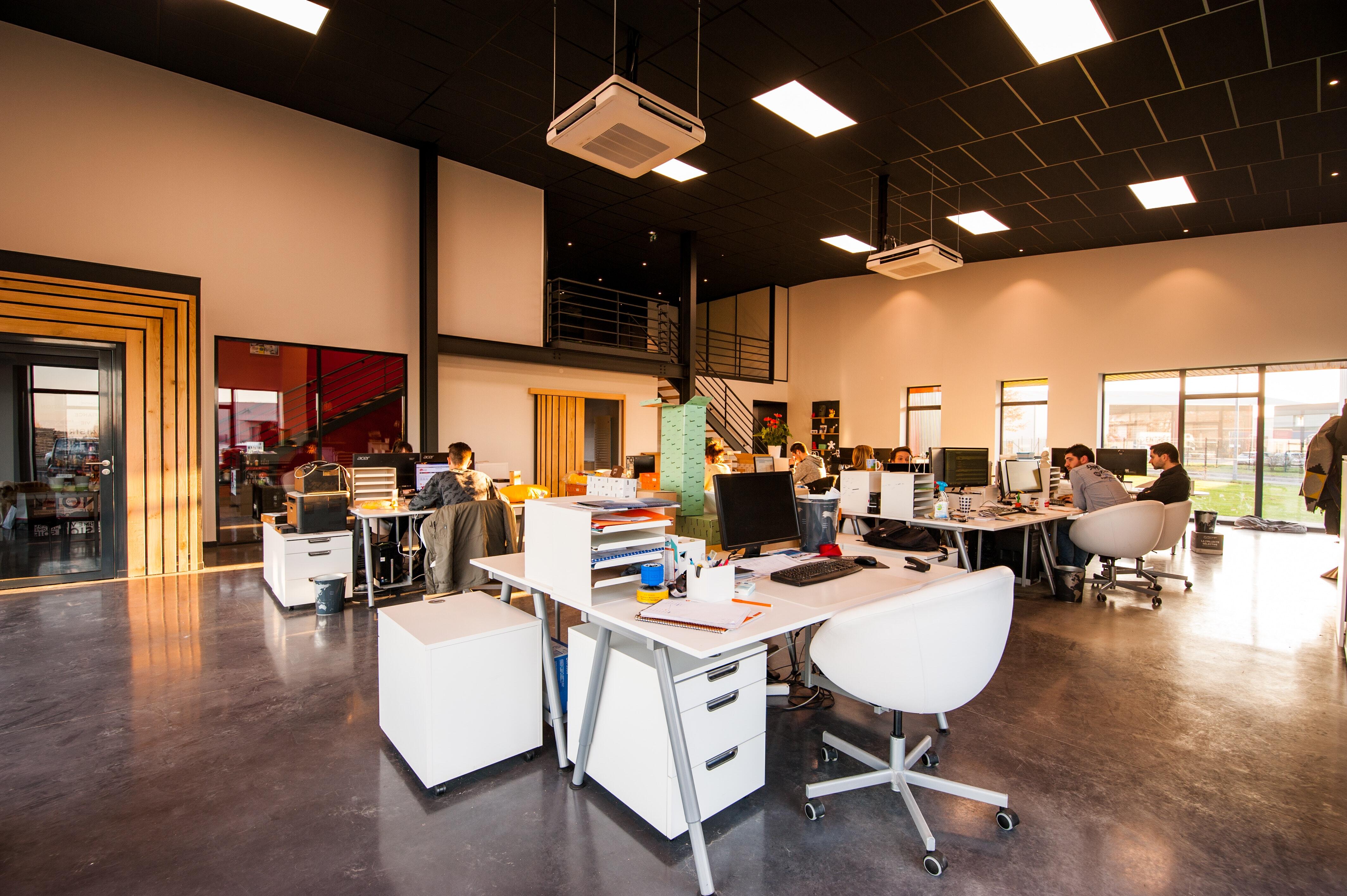 Why an Open Office Space is Better for your Team | Hurdleys