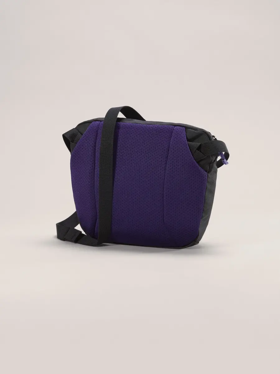 Arc'teryx Mantis 2 Waist Pack - Black / Soulsonic | Land & Sea NZ