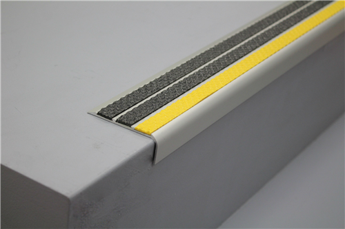 Tredsafe Stairnosing Uncovered AA347 Stairs (sold per metre)
