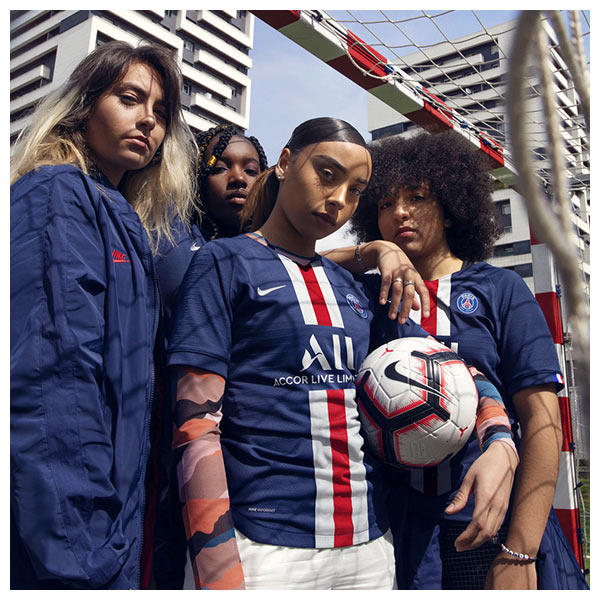 Nike's modern lens ensures a really classic feel to an up-to-date version of one of European football’s most instantly-recognizable jerseys