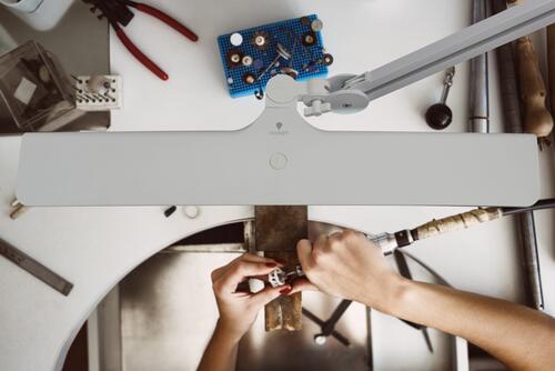 Daylight Lumi Task Lamp
