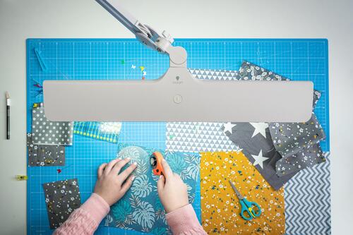 Daylight Lumi Task Lamp