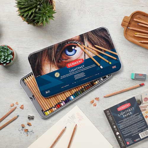 Derwent Lightfast Pencil Tin 36