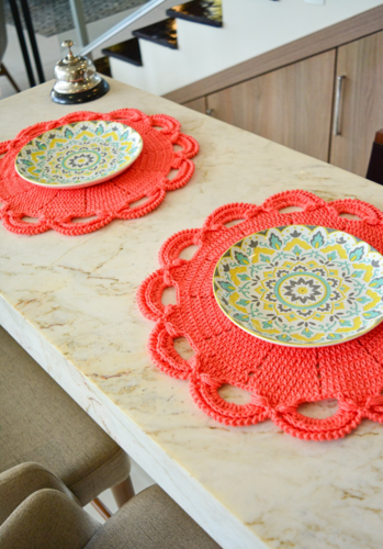Circulo Crochet Pattern/Kit - Coral Placemats