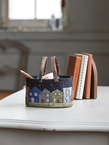 Yoko Saito Handheld Patchwork Treasures