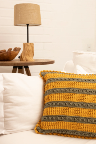 Circulo Crochet Pattern/Kit - Fennel Pillow