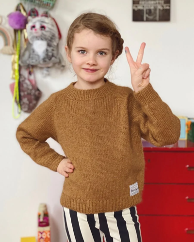 Petite Knit No Frills Sweater Junior - Knitting Pattern