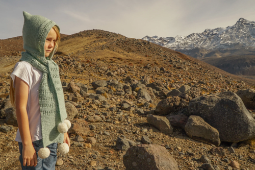 Lisa F LC32 - Chloe Hooded Scarf - Knitting Pattern / Kit