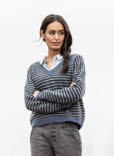 Blue Sky Fibers Woolstok Light - Harrisburg Pullover - Knitting Pattern / Kit