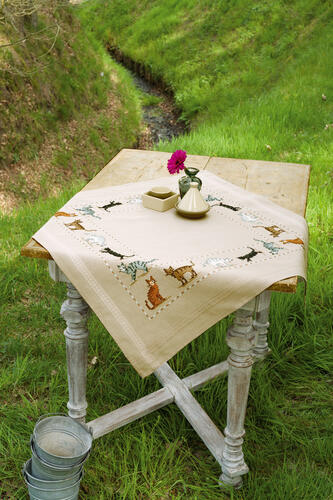 Vervaco  Tablecloth Kit Cats of all colours
