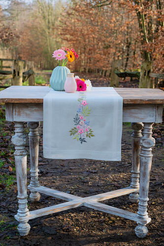 Vervaco  Cross Stitch Table Runner Kit - Flowers & leaves