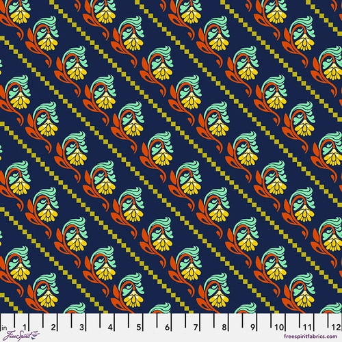 Free Spirit Tilt - Navy || Fluent