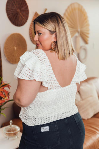 Circulo Crochet Pattern/Kit - White Top Ruffles