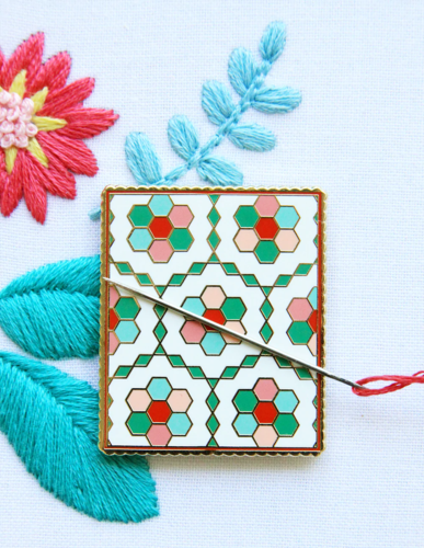 Flamingo Toes Needle Minder - Vintage Flower Garden Quilt
