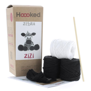 Hoooked Amigurumi DIY Kit W/Eco Barbante Yarn - Zebra Zizi - Noir