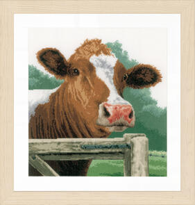 Lanarte  Cross Stitch Kit - Wondering cow