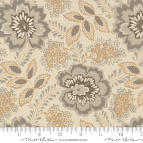 French General Chateau De Chantilly Large Flowers - Cream