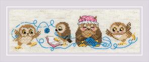 Riolis  Cross Stitch Kit - The Owl Family