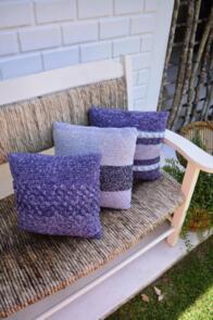 Circulo Crochet Pattern/ Kit - Jeans Pillow Set