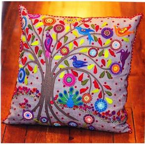 Wendy Williams Pattern - Birdsville Cushion