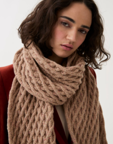 Sirdar 10787 Hat & Scarf - Knitting Pattern / Kit