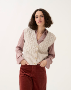 Sirdar 10784 Moss Stitch Vest - Knitting Pattern / Kit