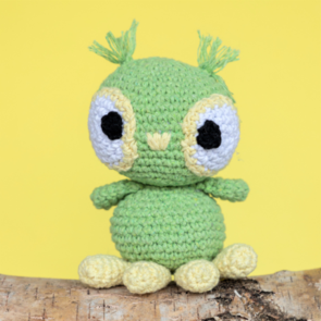Hoooked Amigurumi Kit : Owl Tommy