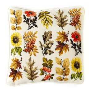 Elizabeth Bradley Tapestry Kit - Millefleur Autumn - Winter White
