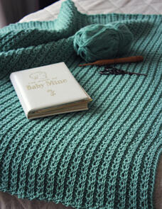 Holland Designs Crochet Pattern - Wonder Cable Blanket