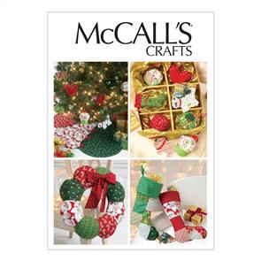 McCalls Pattern 6453 Ornaments, Wreath, Tree Skirt and Stocking