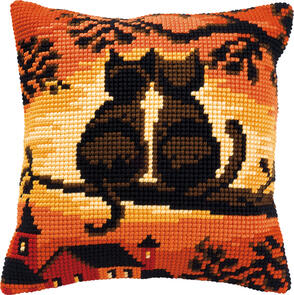 Vervaco  Cross Stitch Cushion Kit - Cats on a branch