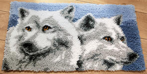 Vervaco  Latch Hook Rug Kit Wolves