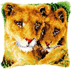 Vervaco  Latch Hook Kit - Lioness and cub