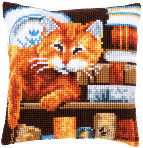 Vervaco  Cross Stitch Cushion Kit - Cat and books