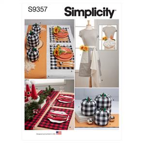 Simplicity Pattern 9357 Holiday Décor & Apron