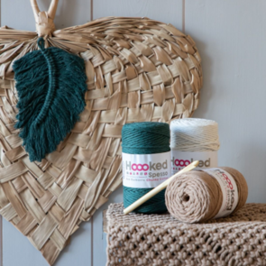 Hoooked Macramé Pattern Feather