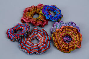 Urth Yarns Knitting Pattern - Stripy Scrunchies