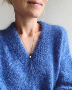 Petite Knit Stockholm Sweater V-Neck - Knitting Pattern / Kit