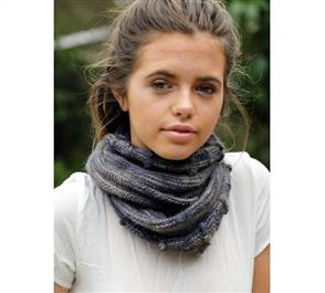 Touch Pattern 060 Hinterland Cowl