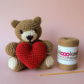 Hoooked Amigurumi Kit : Teddy Bear Valentino - Teak