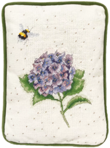 Bothy Threads Tapestry Kit - The Busy Bee