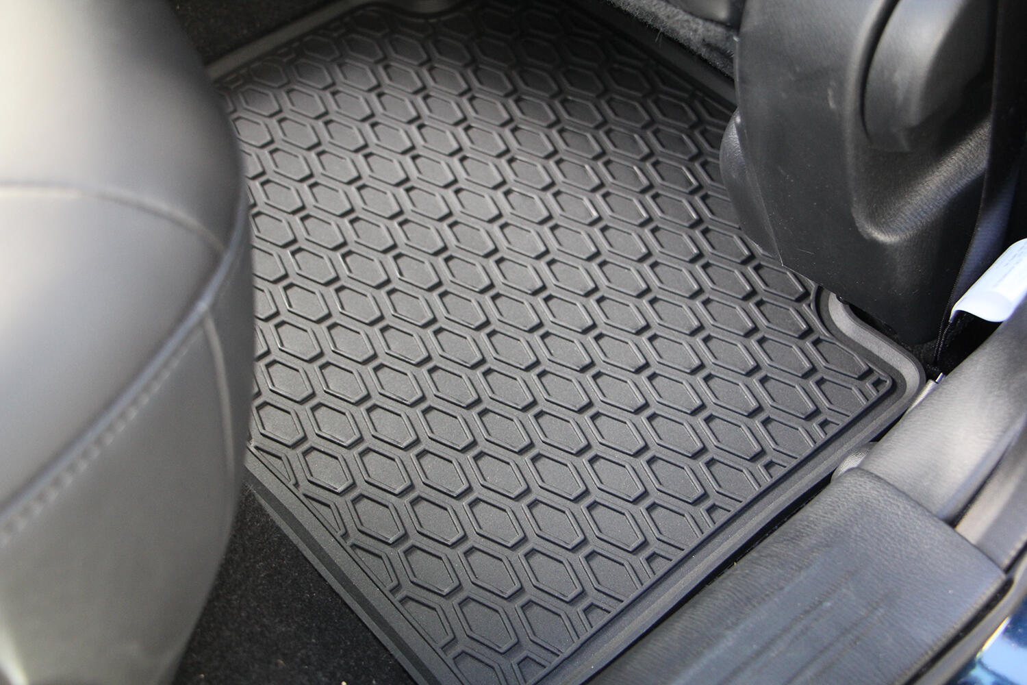 Kluger floor store mats