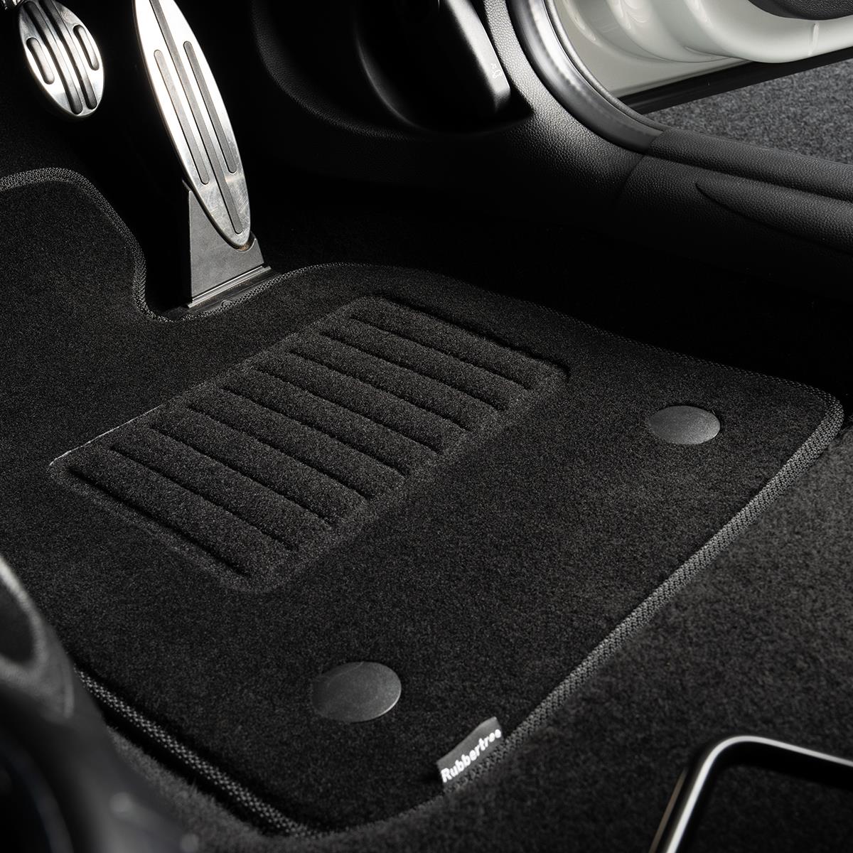 Classic Carpet Car Mats for Toyota Wish 1st Gen 2003 2009 Rubber Tree