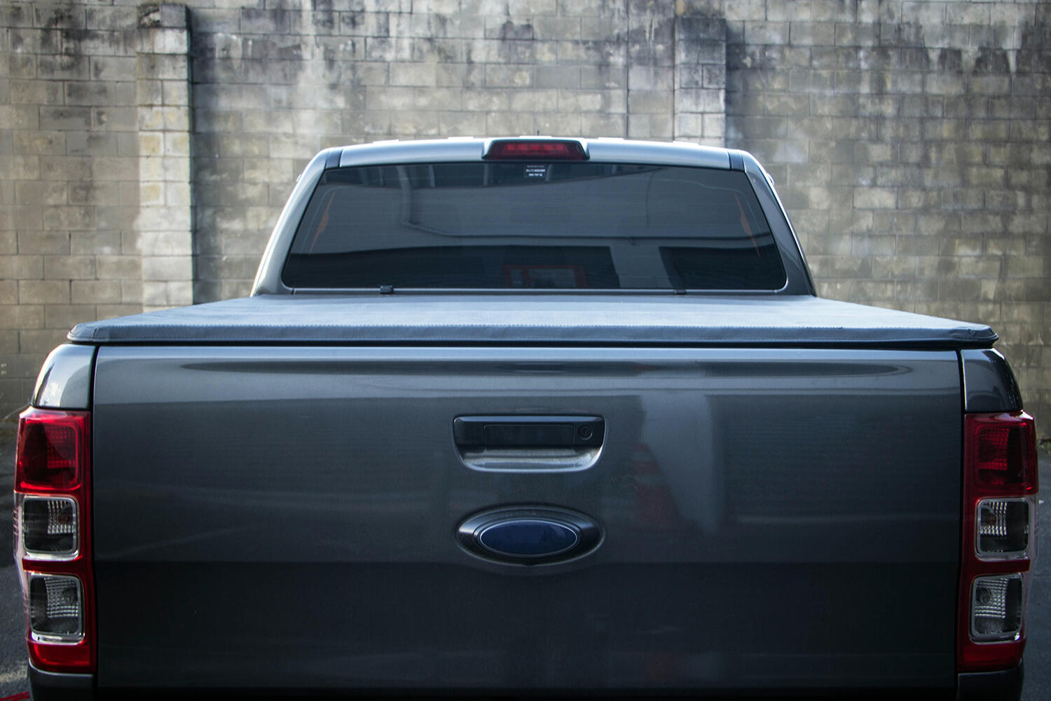 Ford Ranger (Double Cab PK) 20092011 Soft Tonneau Cover (Double Cab) Rubber Tree
