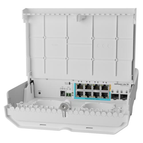 netPower Lite 7R Reverse PoE switch with Gigabit Ethernet and 10G SFP+