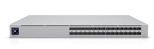 Professional-grade 32-port, Layer 3 Etherlighting switch for high-capacity 25G SFP28 connections